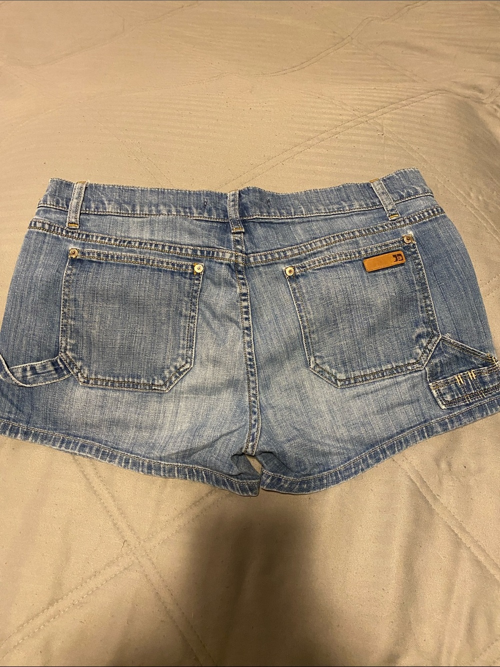 Joe's Jeans Twisted Cuff Light Blue Denim Short Shorts Size 30